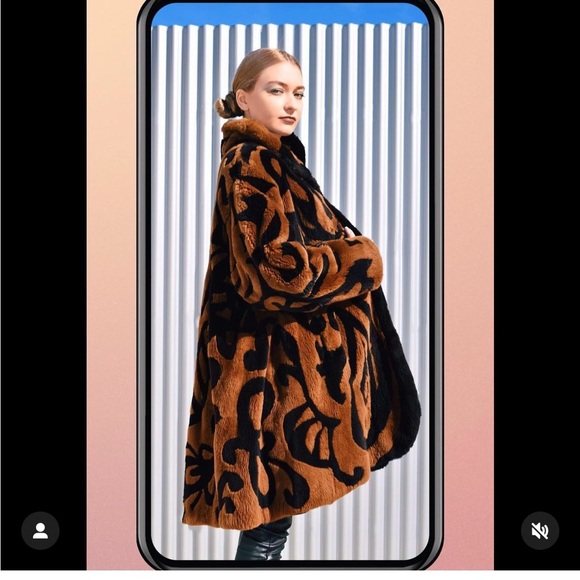 Revillion vintage sheared Beaver Fur Coat.  - Picture 1 of 10